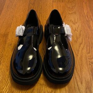 Boohoo Black Patent Leather Women's Loafers